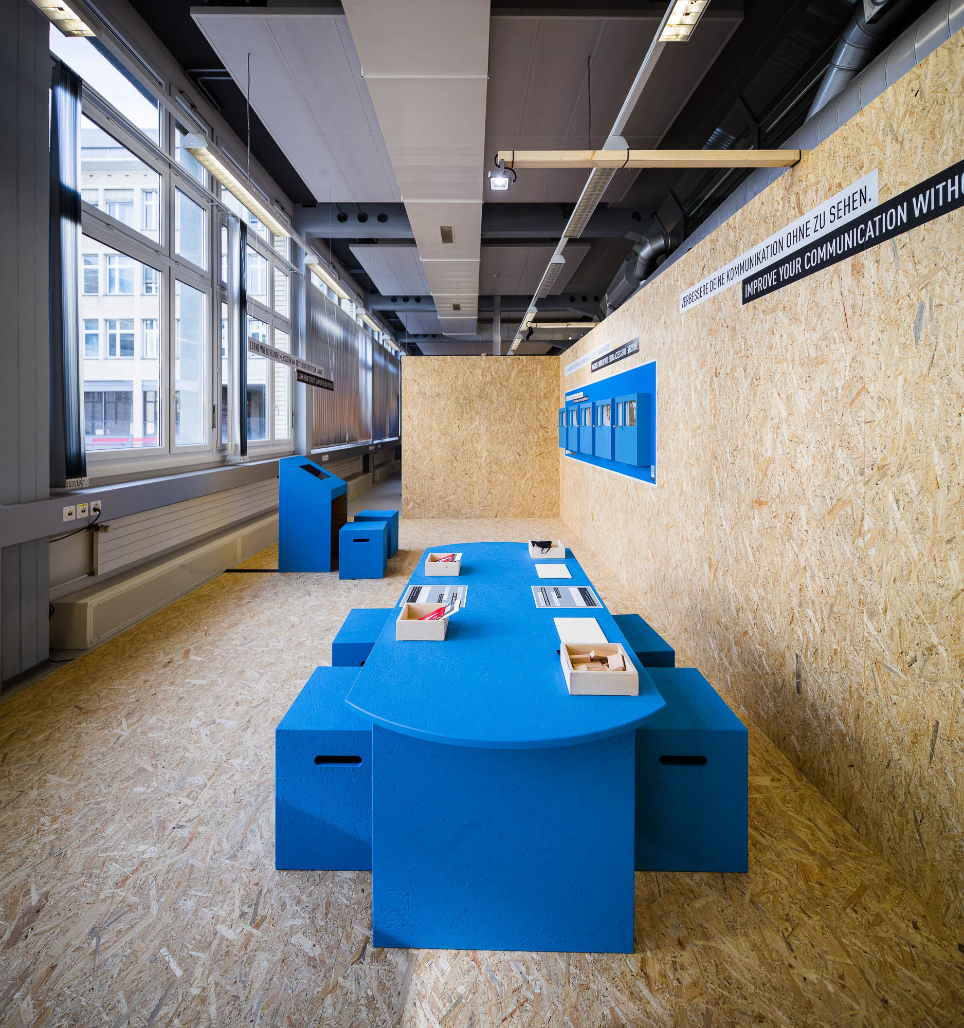 Export x3 1DX22976 Pano Business 2020 Opening MOBI